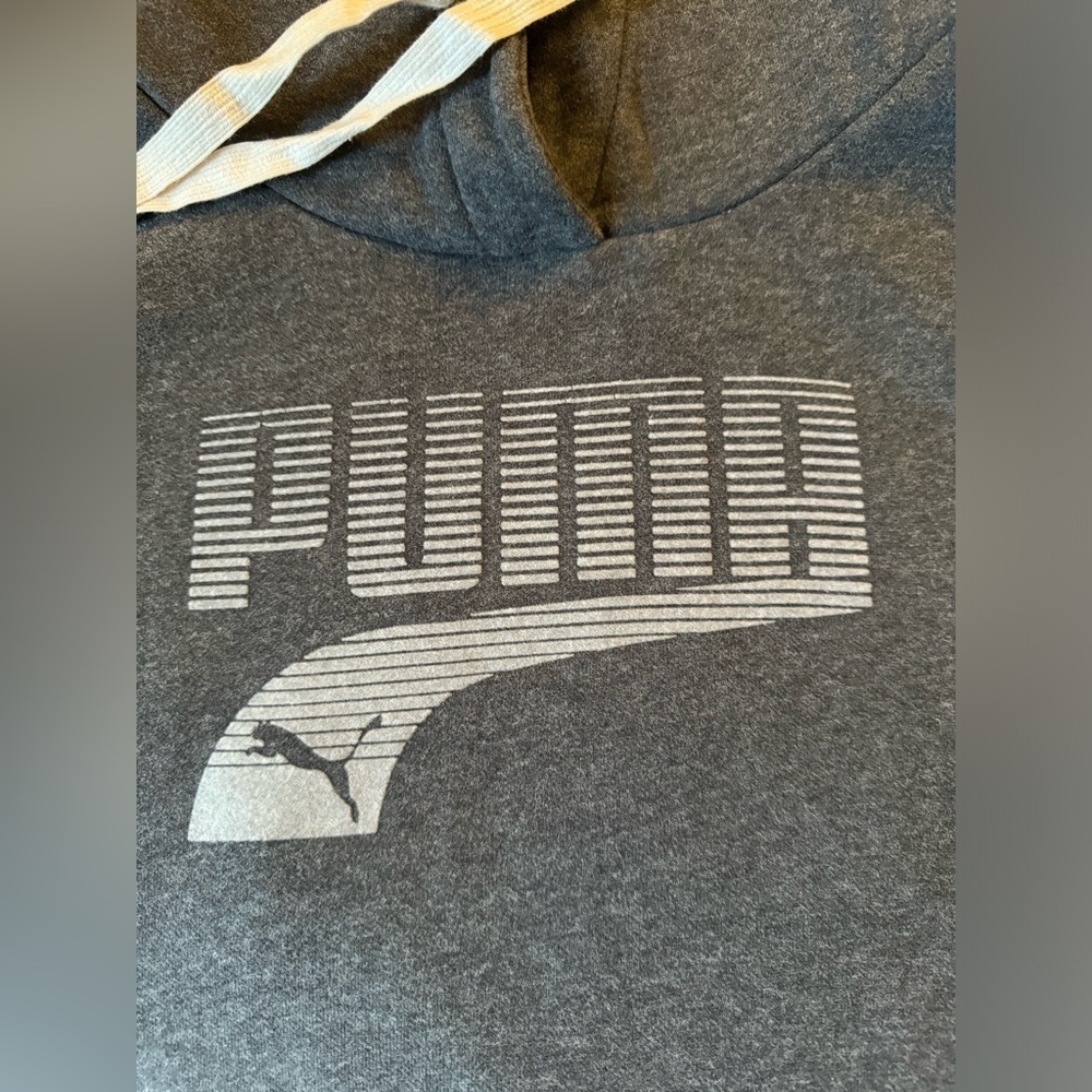 Size M/L - PUMA Hoodie